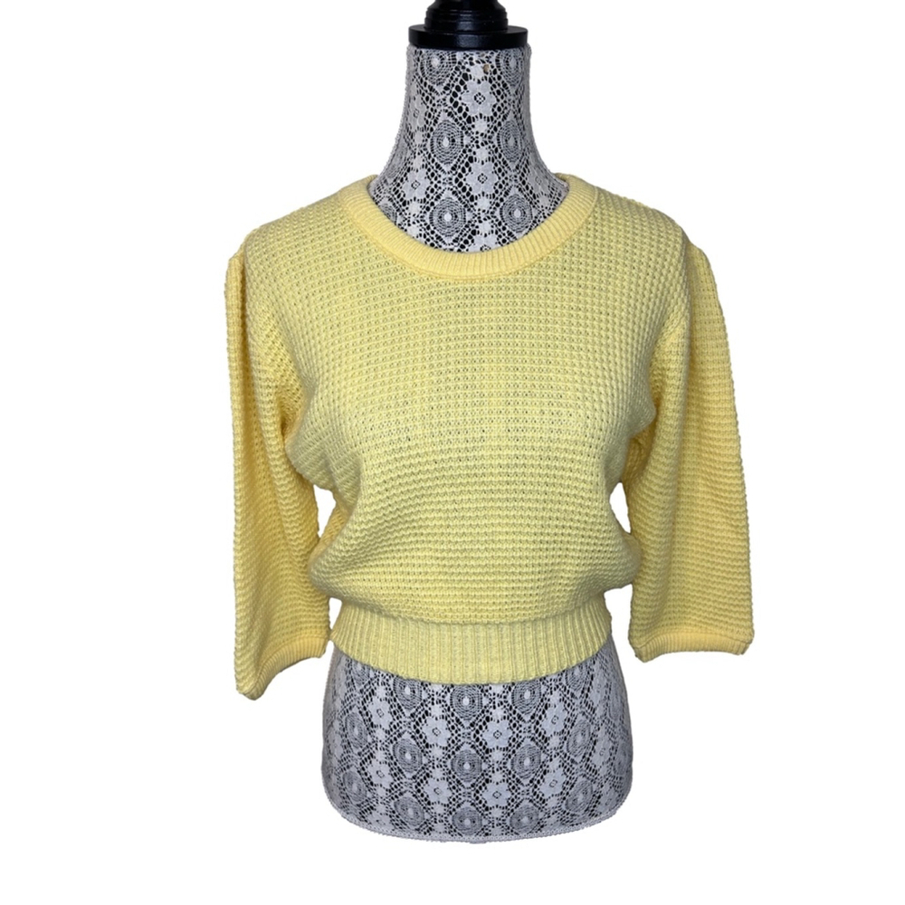 Vintage knit Women's Lillian cropped Yellow Sweater Size small